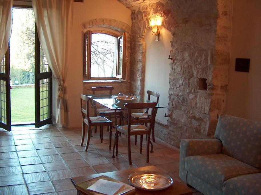 All Stone Horse Stable Converted To Elegant Apartment - Baltimora Spoleto Kültér fotó