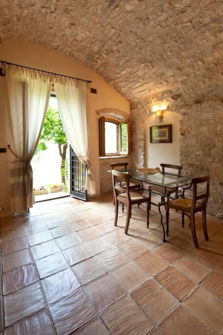 All Stone Horse Stable Converted To Elegant Apartment - Baltimora Spoleto Kültér fotó
